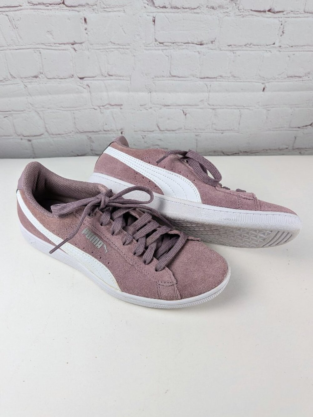 Puma Vikky Light Purple Suede Low-Top Sneakers 6.5